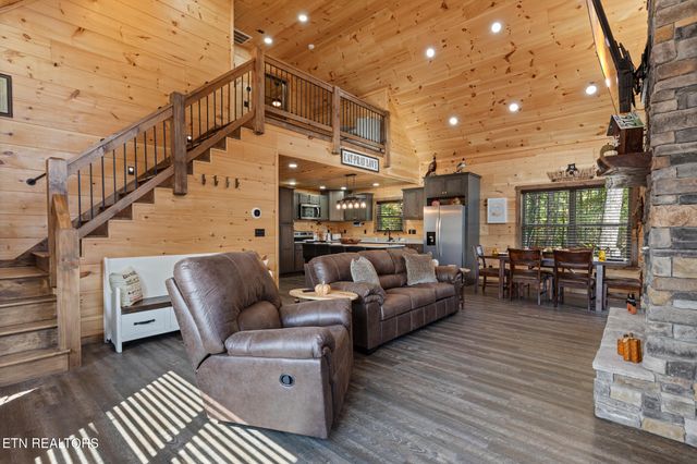 4385 Chamberlain Lane, Sevierville, TN 37862