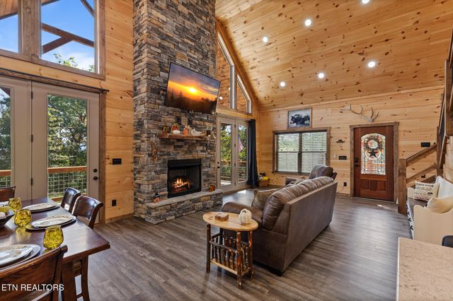 4385 Chamberlain Lane, Sevierville, TN 37862