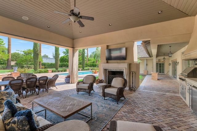 6248 E Montecito Avenue, Scottsdale, AZ 85251