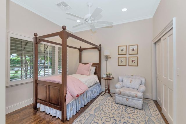 6248 E Montecito Avenue, Scottsdale, AZ 85251