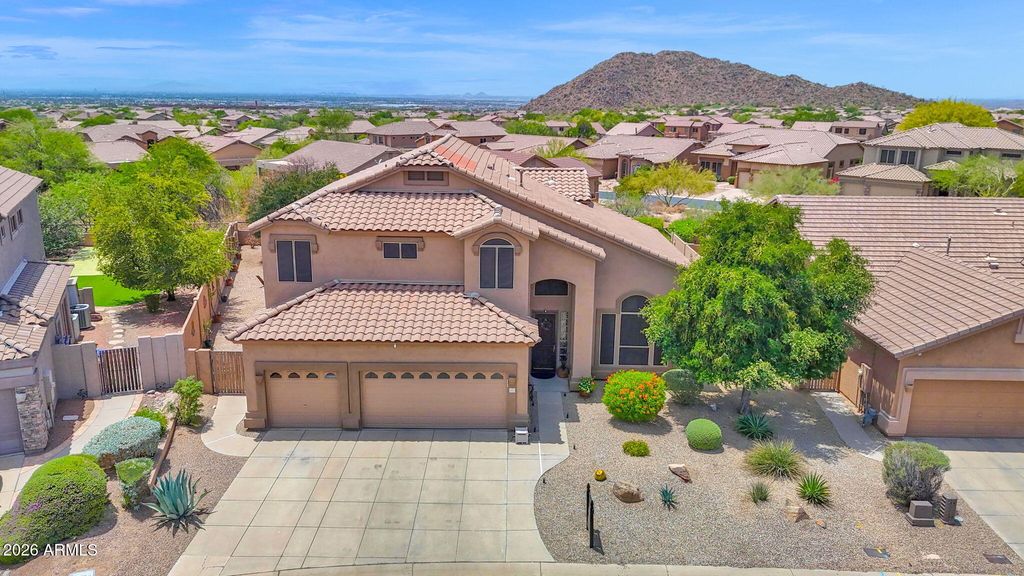 7807 E RED HAWK Circle, Mesa, AZ 85207 — exterior