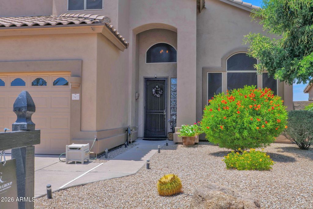 7807 E RED HAWK Circle, Mesa, AZ 85207 — photo 5