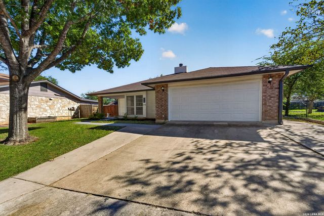 6138 LYNGROVE ST, San Antonio, TX 78249