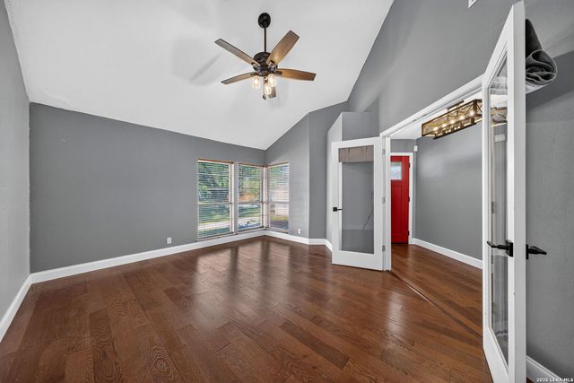 6138 LYNGROVE ST, San Antonio, TX 78249