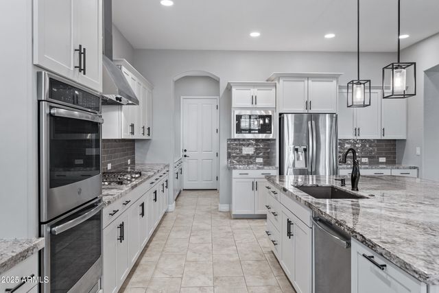 20947 W MARIPOSA Street, Buckeye, AZ 85396