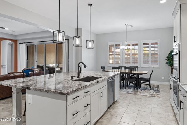 20947 W MARIPOSA Street, Buckeye, AZ 85396