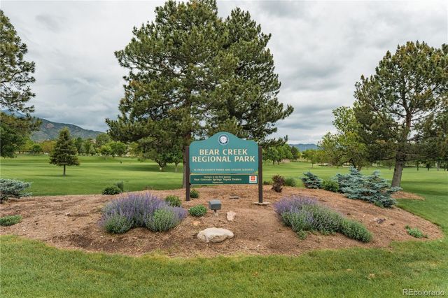 1009 Parkview Boulevard, Colorado Springs, CO 80905