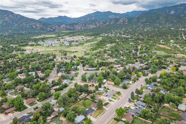 1009 Parkview Boulevard, Colorado Springs, CO 80905