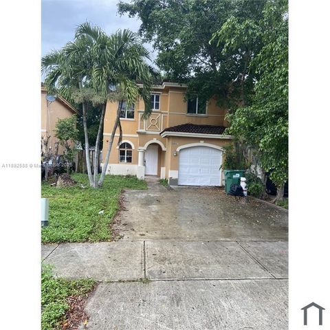 26323 SW 135th Pl, Homestead, FL 33032