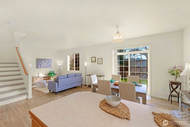 8433 Sweetbrier Loop SE, Olympia, WA 98513