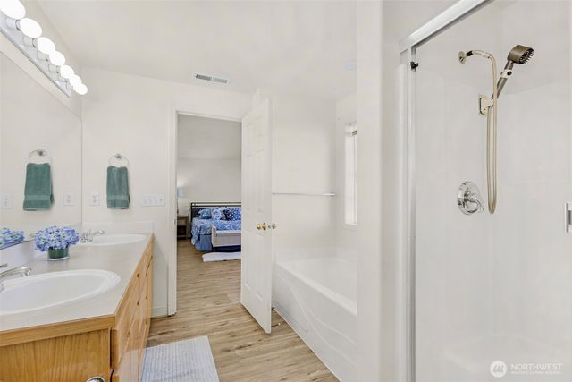 8433 Sweetbrier Loop SE, Olympia, WA 98513