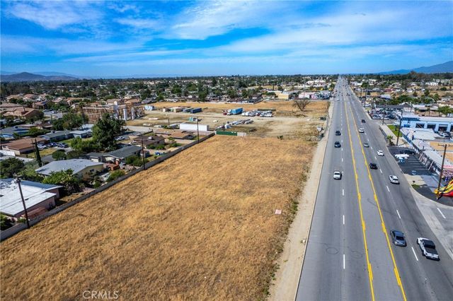 18045 Foothill, Fontana, CA 92335