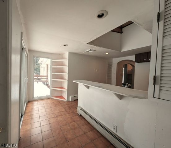 28 Deer Trail Lake Rd, Hardyston Twp., NJ 07460