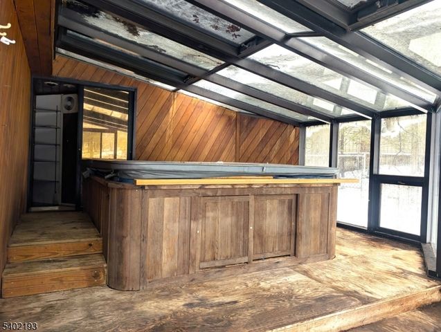 28 Deer Trail Lake Rd, Hardyston Twp., NJ 07460