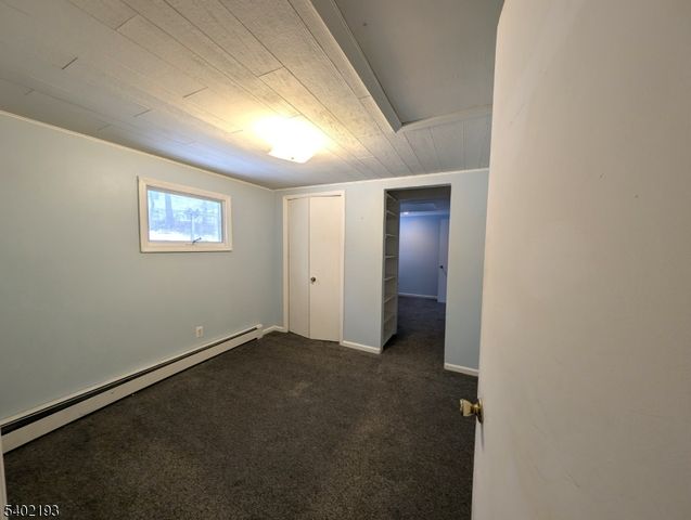 28 Deer Trail Lake Rd, Hardyston Twp., NJ 07460