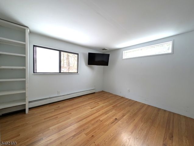 28 Deer Trail Lake Rd, Hardyston Twp., NJ 07460