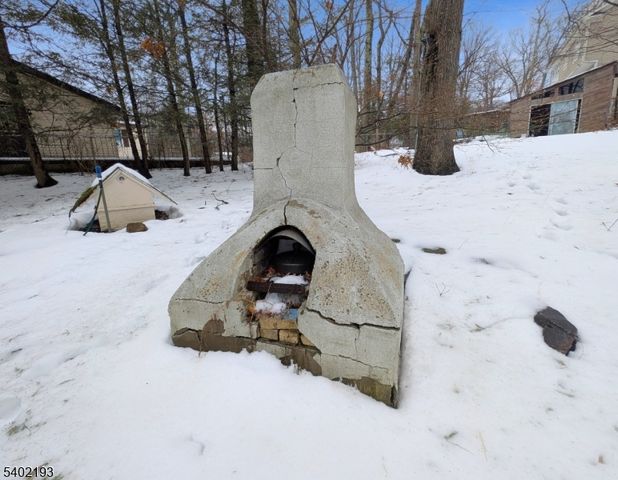 28 Deer Trail Lake Rd, Hardyston Twp., NJ 07460