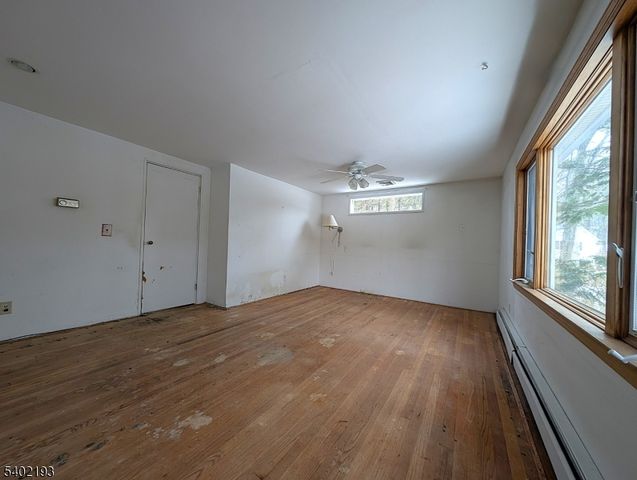 28 Deer Trail Lake Rd, Hardyston Twp., NJ 07460