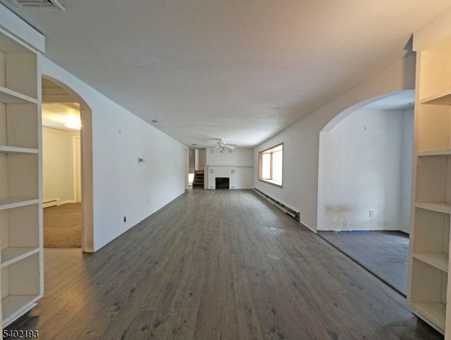 28 Deer Trail Lake Rd, Hardyston Twp., NJ 07460