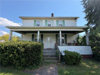1705 W Crawford Ave, Dunbar Twp, PA 15425