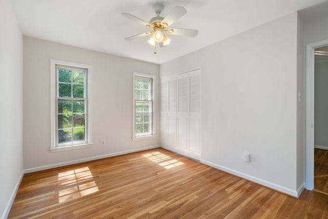 5716 GLAMIS DR, Alexandria, VA 22315