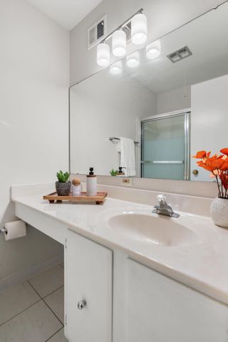 5716 GLAMIS DR, Alexandria, VA 22315