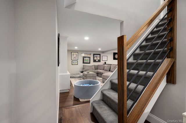 17 Furwood Drive, East Northport, NY 11731