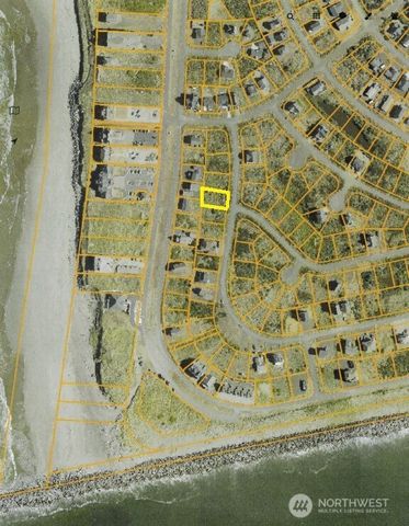 1407 Ocean Crest Avenue SW, Ocean Shores, WA 98569