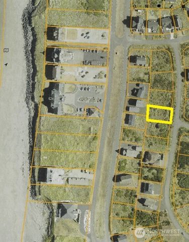 1407 Ocean Crest Avenue SW, Ocean Shores, WA 98569