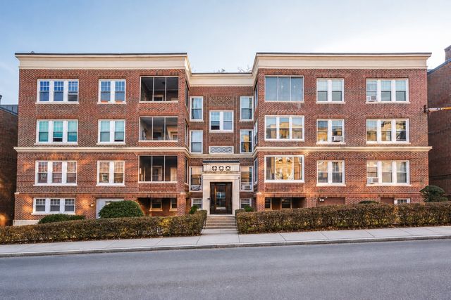 11 Vinal St 5, Boston, MA 02135