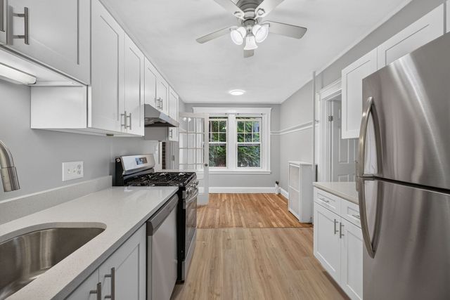 11 Vinal St 5, Boston, MA 02135