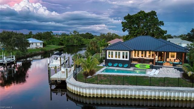 3001 Banyan WAY, Punta Gorda, FL 33950
