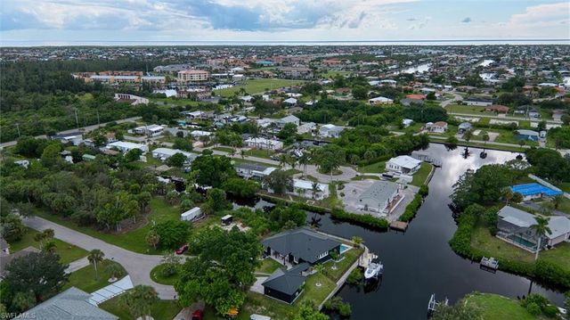3001 Banyan WAY, Punta Gorda, FL 33950