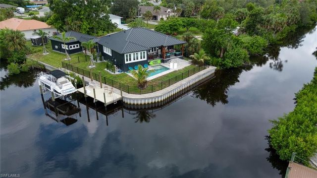 3001 Banyan WAY, Punta Gorda, FL 33950