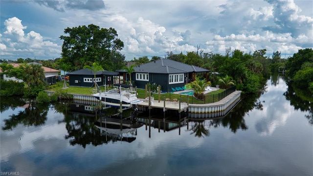 3001 Banyan WAY, Punta Gorda, FL 33950