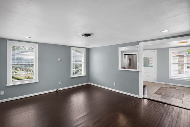 2811 Springdale Road, Fort Worth, TX 76111
