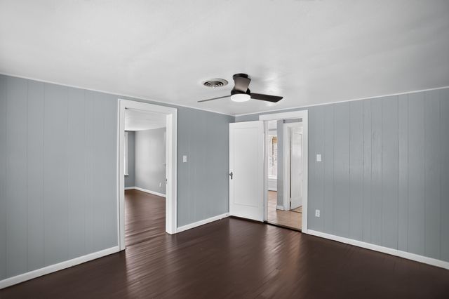 2811 Springdale Road, Fort Worth, TX 76111