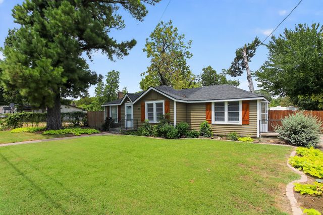 2811 Springdale Road, Fort Worth, TX 76111