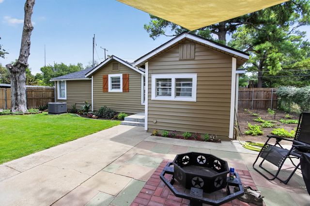 2811 Springdale Road, Fort Worth, TX 76111