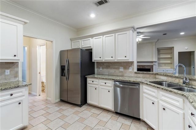 4709 Shoal Creek Drive, College Station, TX 77845