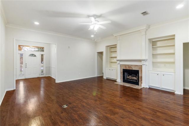 4709 Shoal Creek Drive, College Station, TX 77845