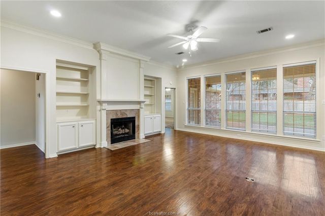 4709 Shoal Creek Drive, College Station, TX 77845