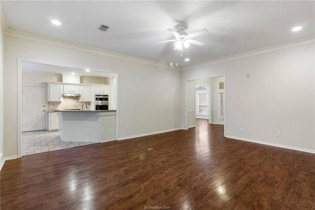 4709 Shoal Creek Drive, College Station, TX 77845