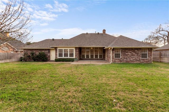 4709 Shoal Creek Drive, College Station, TX 77845