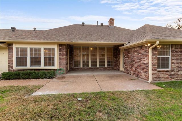 4709 Shoal Creek Drive, College Station, TX 77845