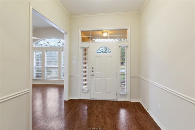 4709 Shoal Creek Drive, College Station, TX 77845