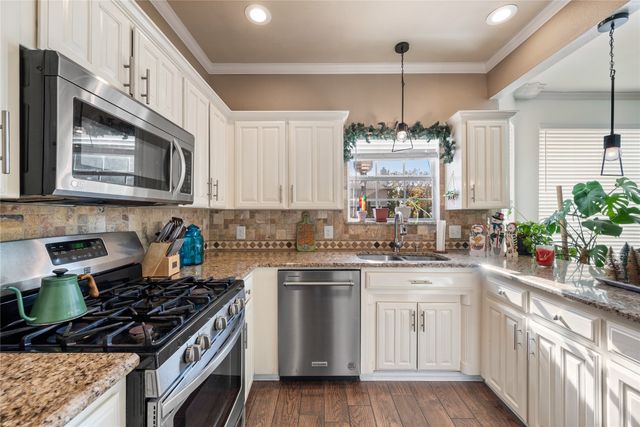 3904 Berrybush Lane, Fort Worth, TX 76137