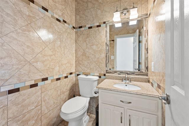 3904 Berrybush Lane, Fort Worth, TX 76137