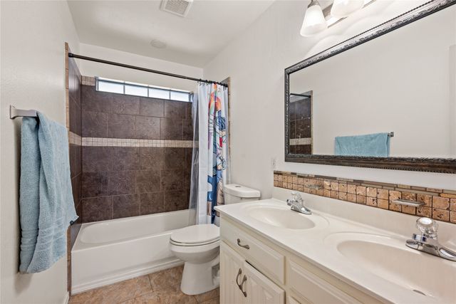 3904 Berrybush Lane, Fort Worth, TX 76137