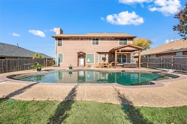 3904 Berrybush Lane, Fort Worth, TX 76137